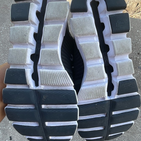 On Cloudswift WoMen's US 9.5 Running Shoes Black Mesh Lace-Up Athletic Sneakers - Picture 10 of 10